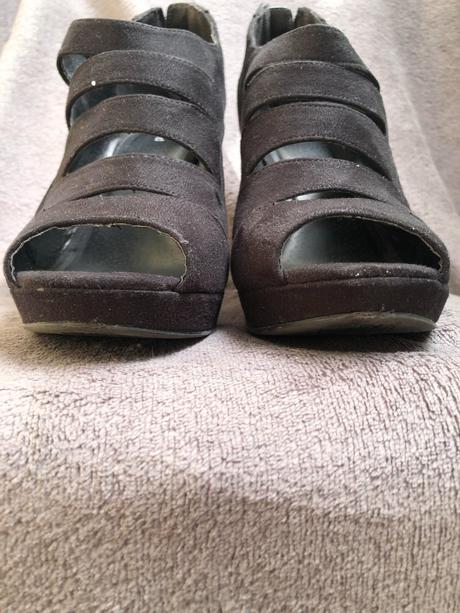 Semišové sandále na platforme, graceland,41