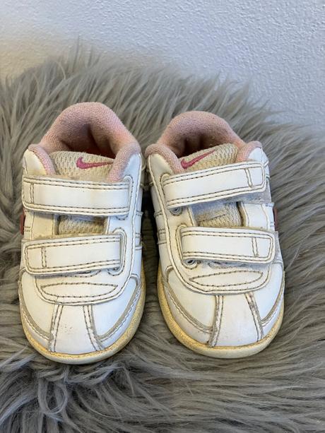 Dievčenské tenisky bielo ružové nike (19), nike,19