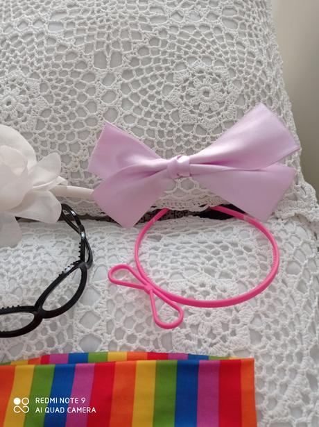 Farebná elastická čelenka uni žiarivé farby,