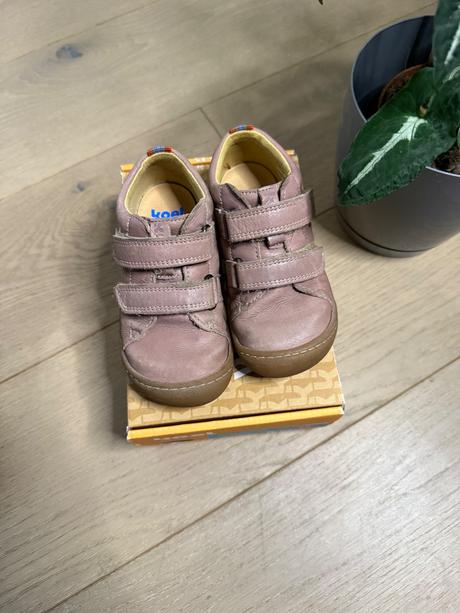 Celoročne kožené topánky -super stav, koel4kids,25