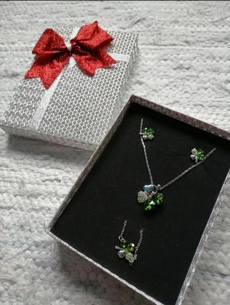 Dámsky set vhodný ako darček,