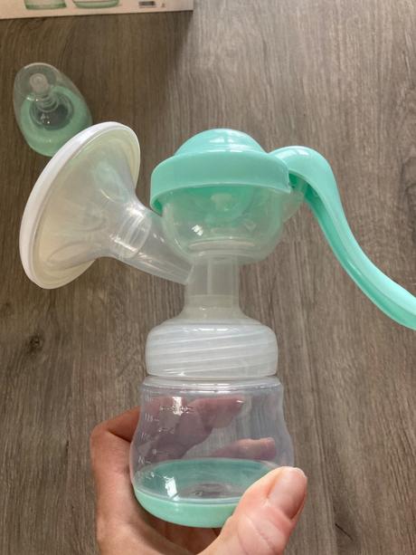 Manuálna odsávačka mlieka, 