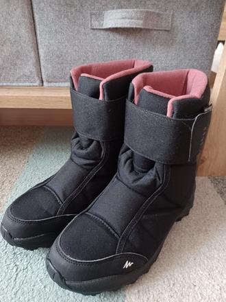 Snehule quechua v top stave, quechua,38