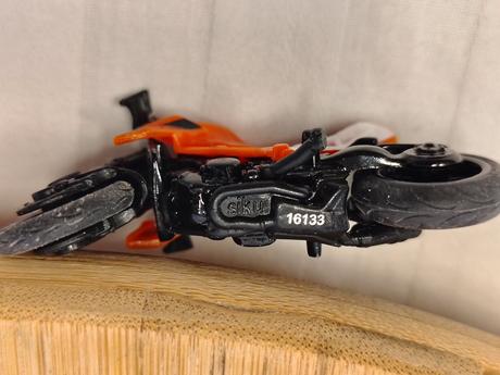 Kovová motorka siku, ktm 1290 super duke , s 16133, 