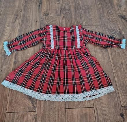 Vianočné šaty, 110