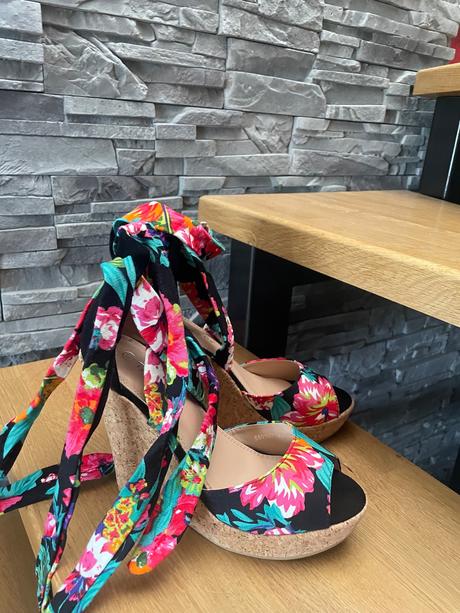 Ovinovacie sandalky tina & co, 40