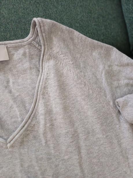 Sivý svetrík, c&a,m