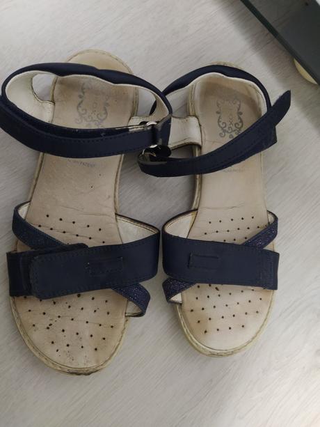 Tmavo modré sandálky., geox,33