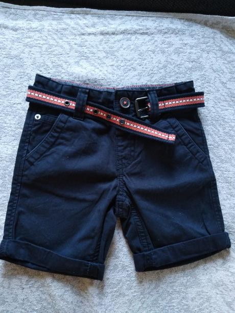 Šortky, c&a,92