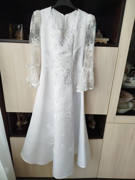 Šaty na prijímanie, 146