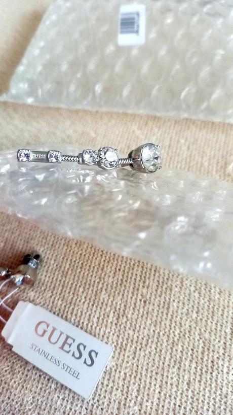 Nové náušnice guess, guess