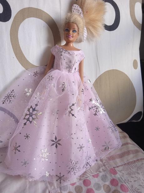 Šaty pre babiku barbie,