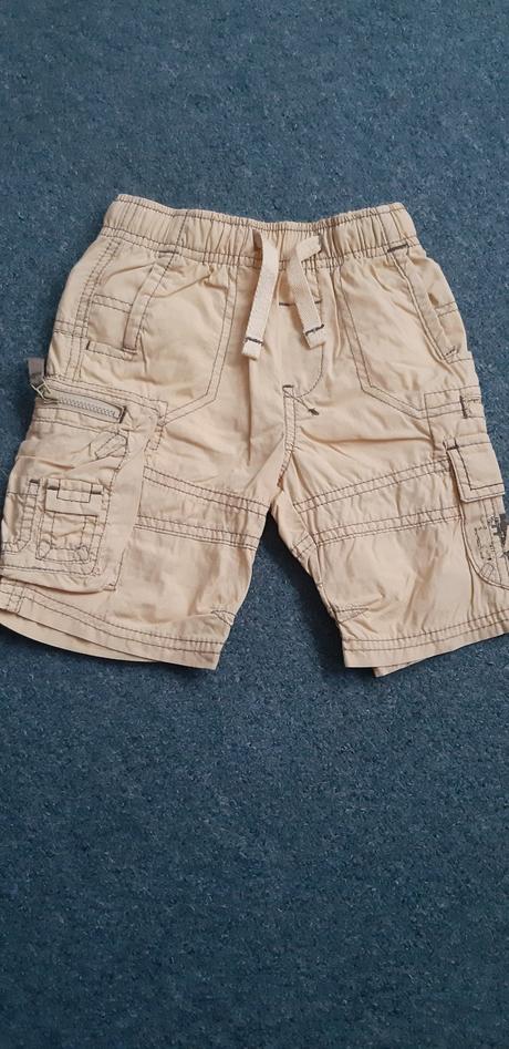 Šortky, next,80