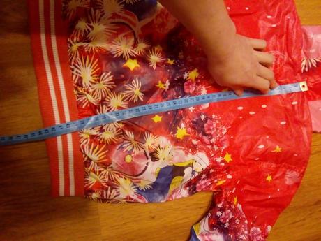 Dievčenská  bunda, 104