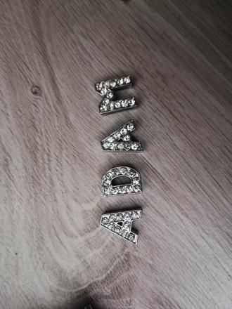 Koráliky na náramky s menom adam, 