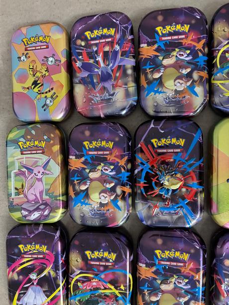 Pokémon karty+krabička, 