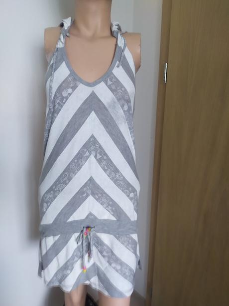 C 54  satky s  kapucnou, m