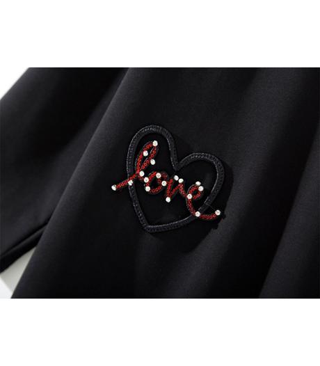 Cíerne šaty s nášivkami love, l / m