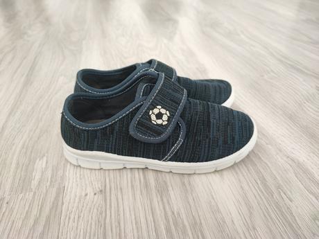 Papuče veľkosť 32, 32