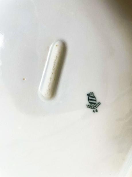 Porcelánová oválna misa, 