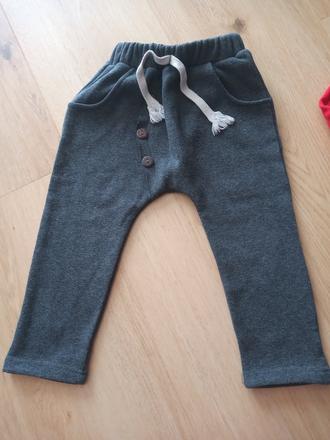 Hrubšie tepláky, 110