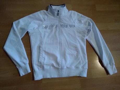 Mikina (malo nosena), m