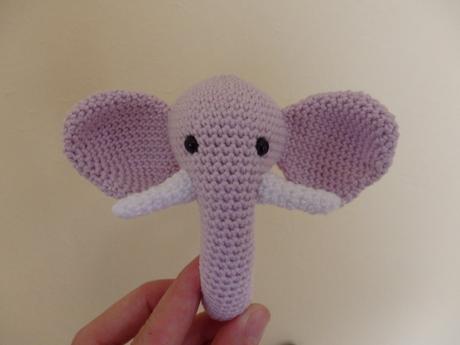 Hackovana hrkalka slon, hroch, zajko, 