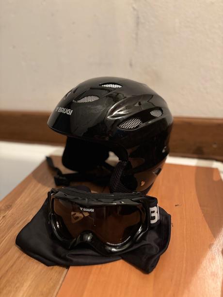 Okuliare+helma+ korytnačka na chrbát, 