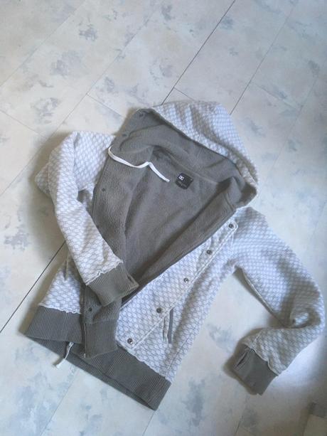 Zateplená bunda/mikina d&g, m