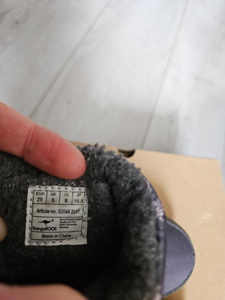 Zimne cizmy, kangaroos,25