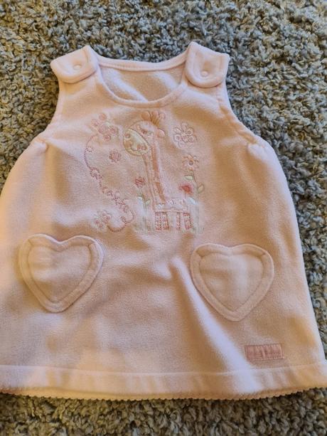 Ružové šaty, cherokee,56