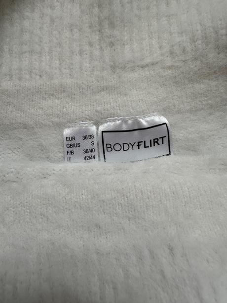 Rolákový sveter, bonprix,38