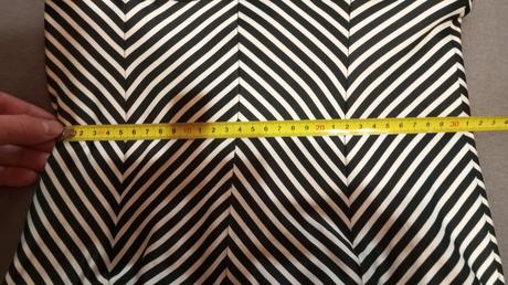 Príležitostné šaty, s