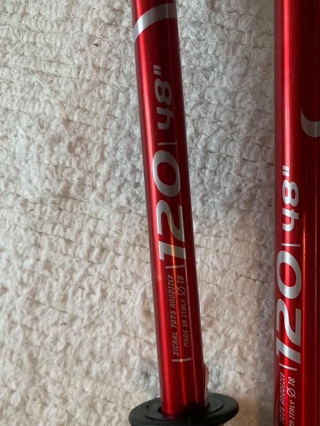 Predaj sada lyže+lyžiarky+palice (pre veľ. nohy 39, salomon,160-169 cm