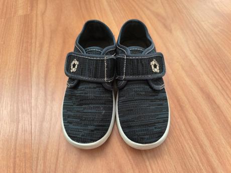 Papuče veľkosť 32, 32