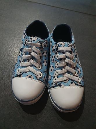 Plátenky, authority,25