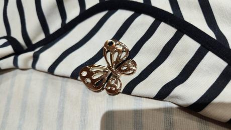 Pásikavé sako s brošňou, xs