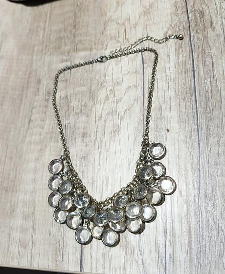 Náhrdelník sklíčka,