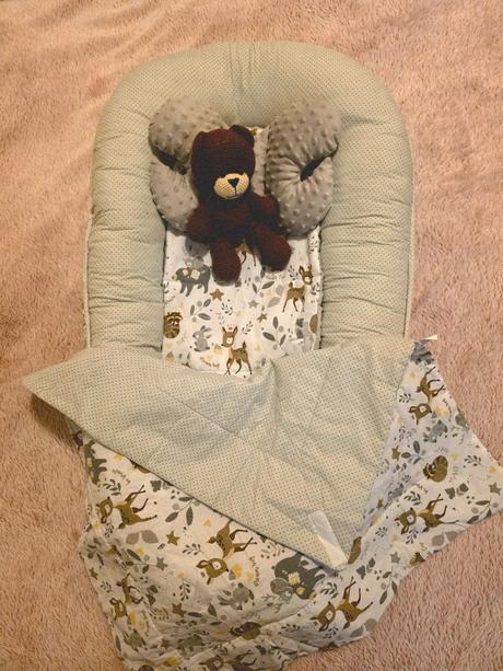 Hniezdo a príslušenstvo,