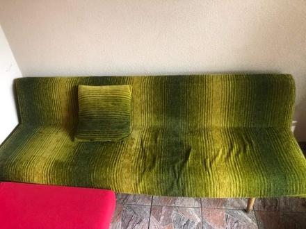 Retro rozkladací gauč,