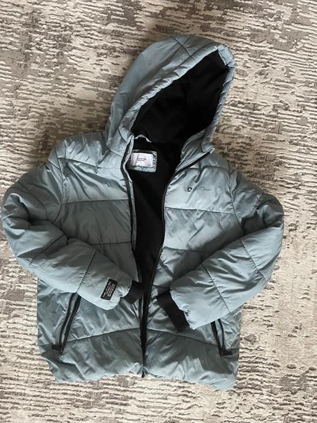 Vetrovka, reserved,146