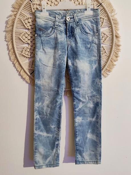 Vzorované dievčenské džínsy, 122