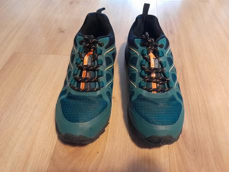 Tenisky na jesen, umbro,42