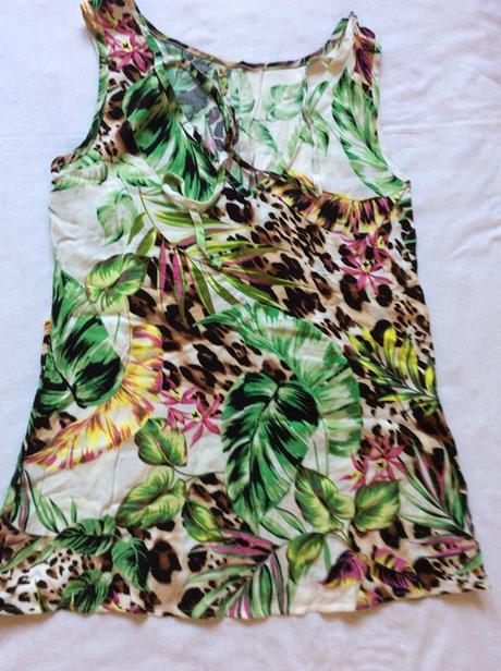 Nenosené farebné tričko zn.  f&f v. xs/s, f&f,xs