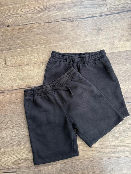 Šortky 134, sinsay,134