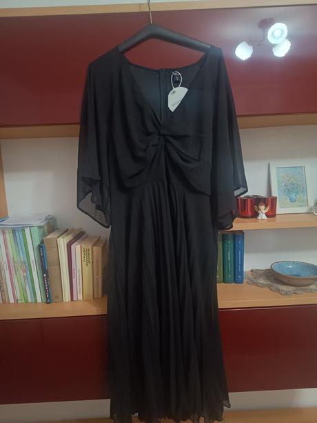 Príležitostné šaty, 50