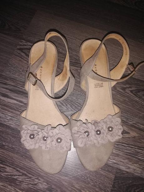 Šedé kožené sandále 5th avenue, baťa,39