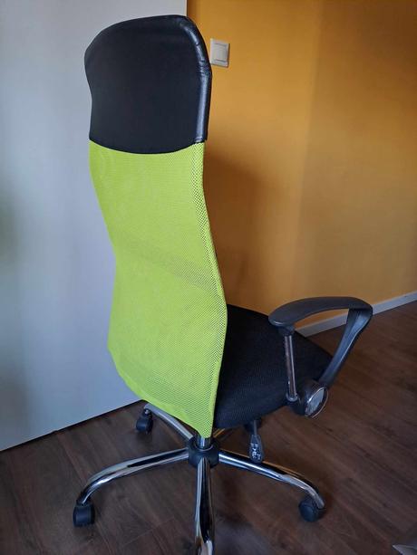 Kancelárska stolička, 