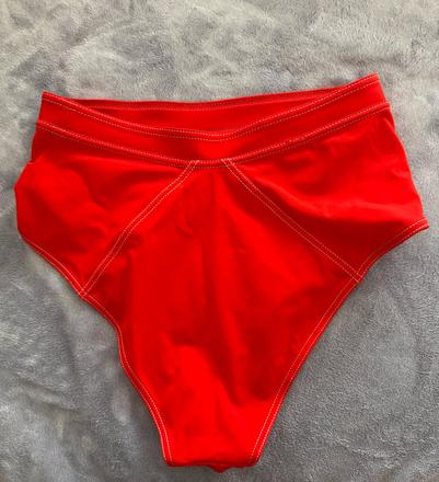 La perla spodok od plaviek s vysokým pásom, s