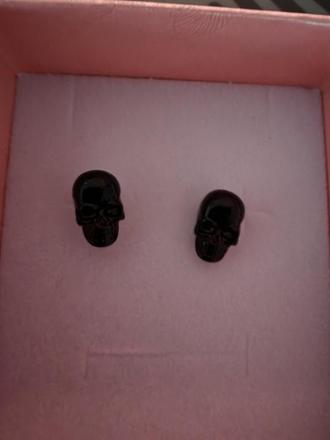Náušnice - lebky čierne, 